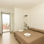 Hotel Ninfea 3*