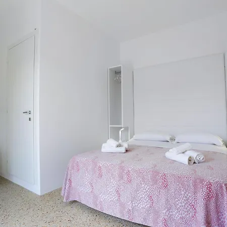 Ninfea 3* Cattolica