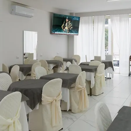 Ninfea 3* Cattolica