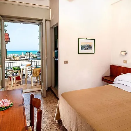 Hotel Ninfea 3*