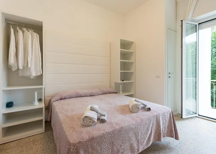 ホテル Ninfea カットーリカ